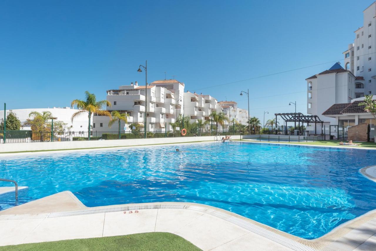 Escape To Estepona Exterior photo
