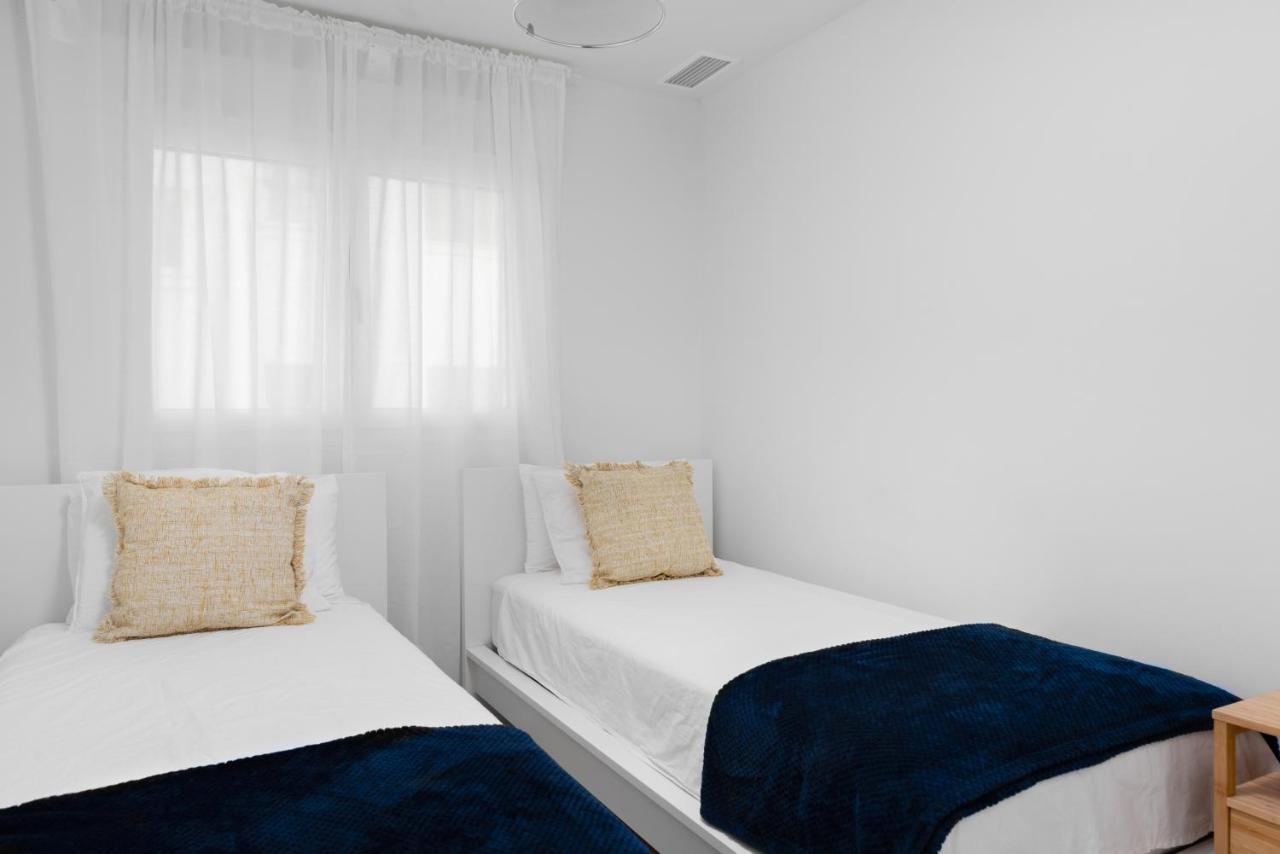 Escape To Estepona Exterior photo