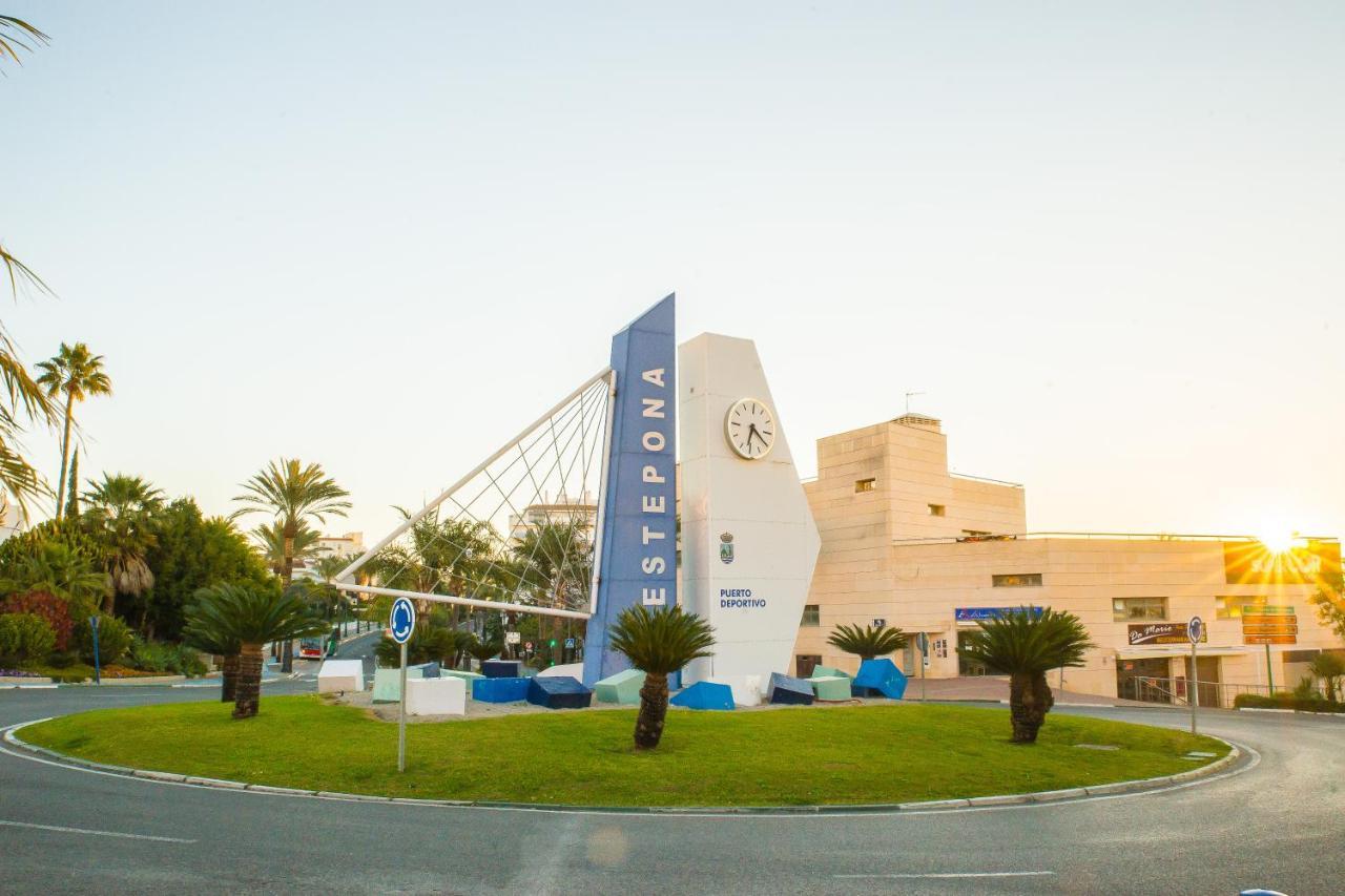Escape To Estepona Exterior photo
