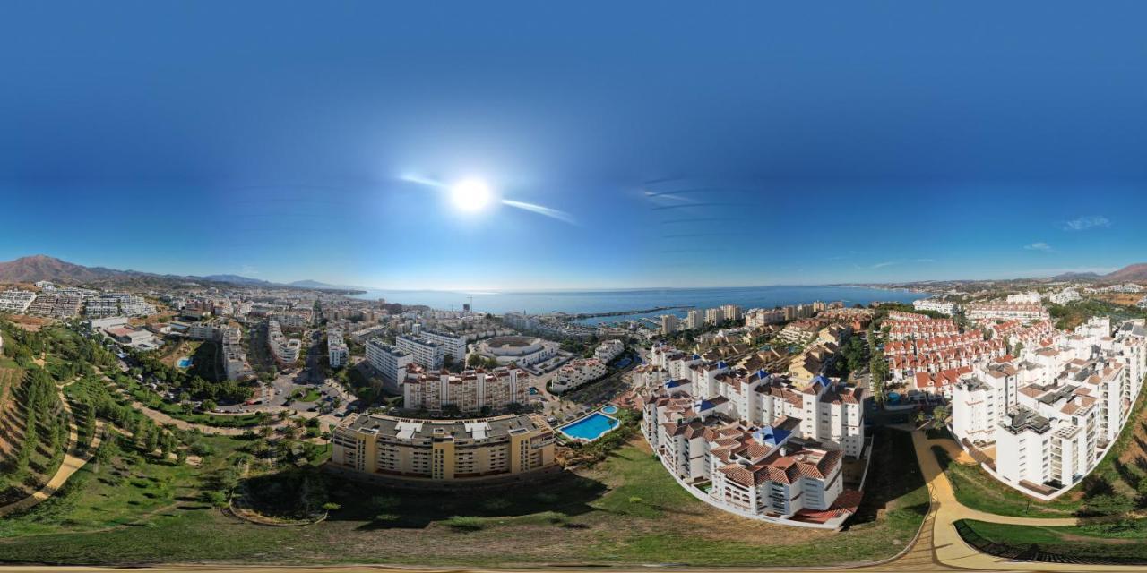 Escape To Estepona Exterior photo
